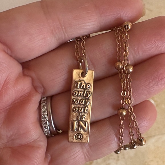 Katia Designs Dainty Gold Layered Necklace with Pendant and magnetic clasp. - Picture 2 of 2